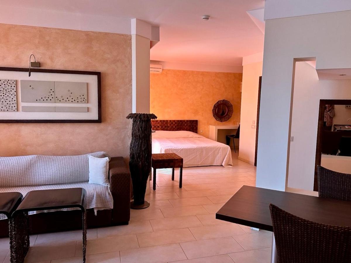 Oazis Vip Club Aparthotel Sunny Beach Buitenkant foto
