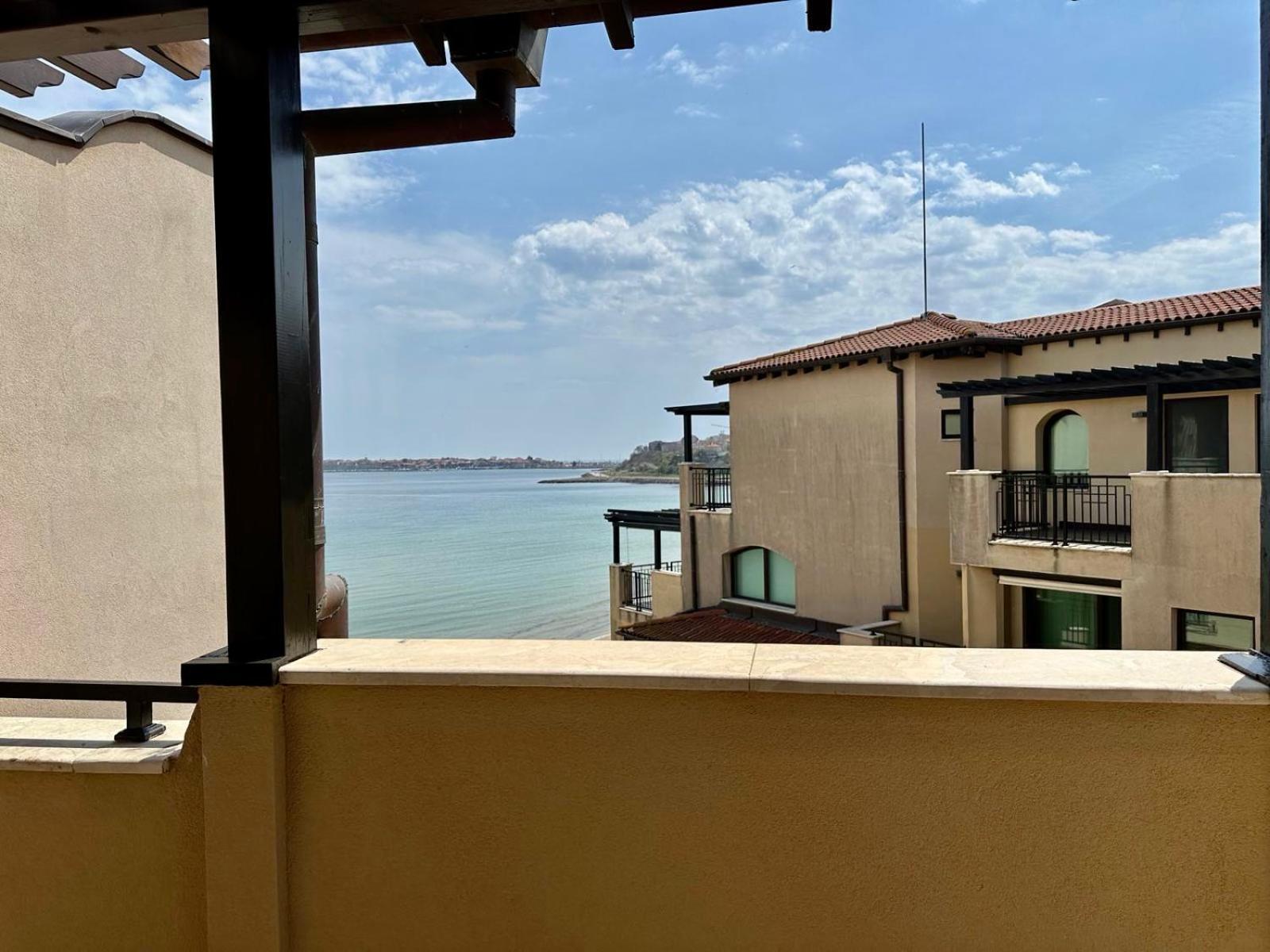 Oazis Vip Club Aparthotel Sunny Beach Buitenkant foto
