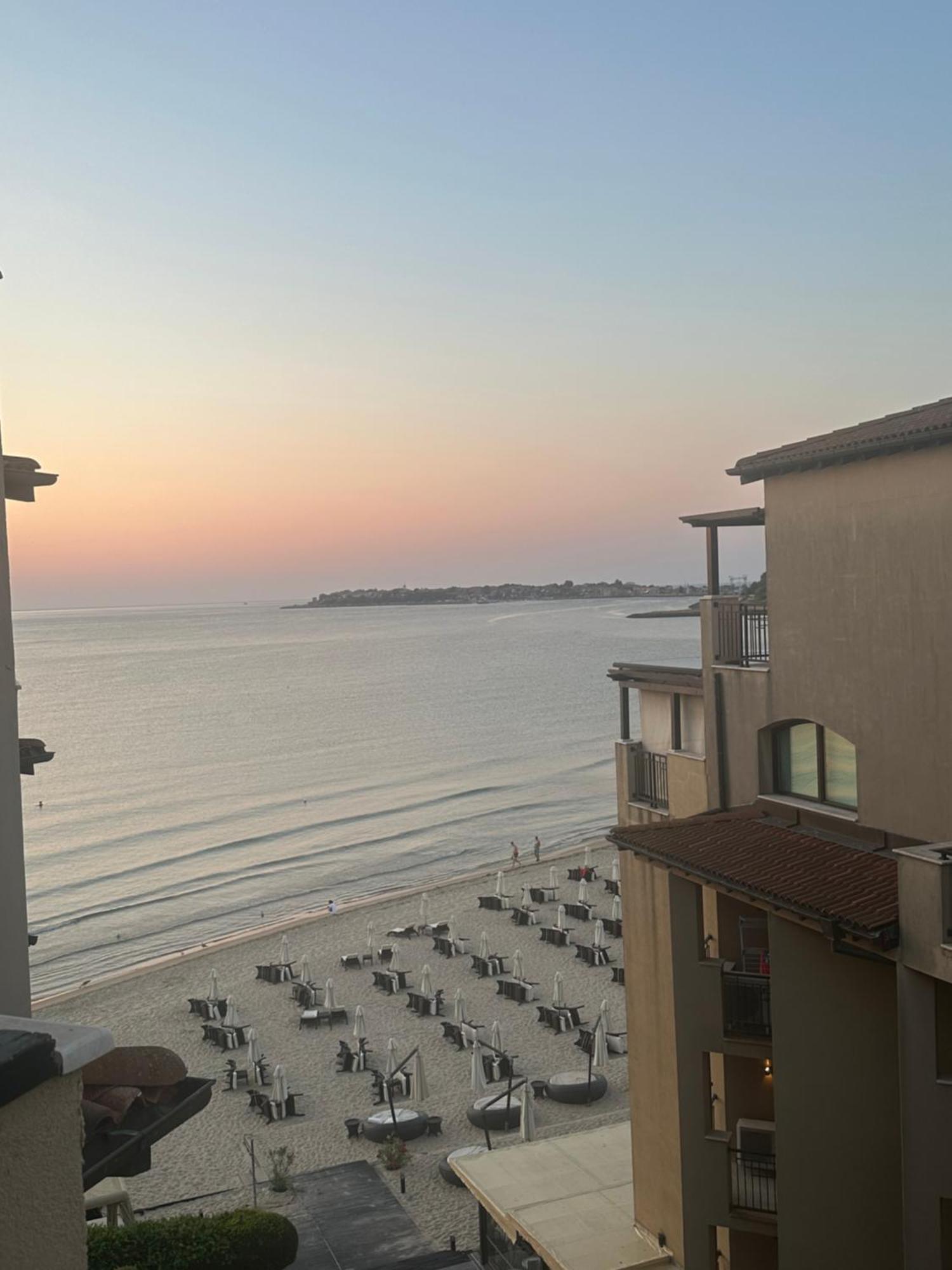 Oazis Vip Club Aparthotel Sunny Beach Buitenkant foto