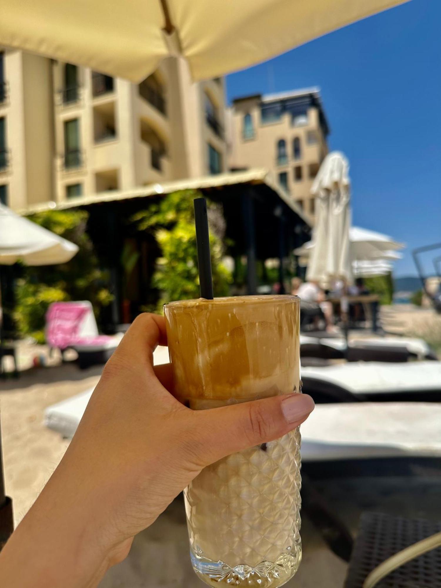 Oazis Vip Club Aparthotel Sunny Beach Buitenkant foto